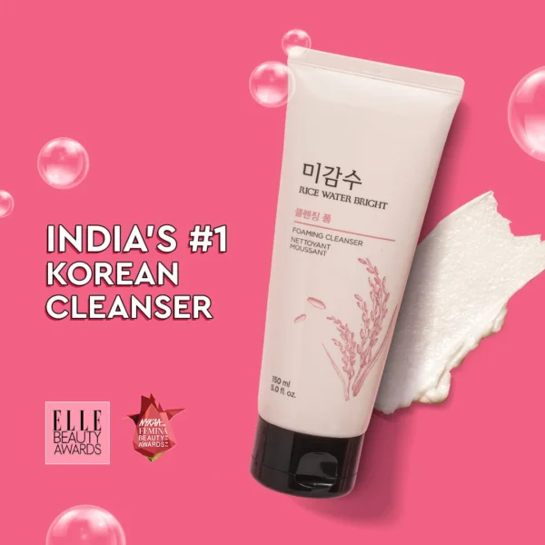 The Face Shop Rice Water Bright Cleansing Foam 150ml tube with creamy foam swatch