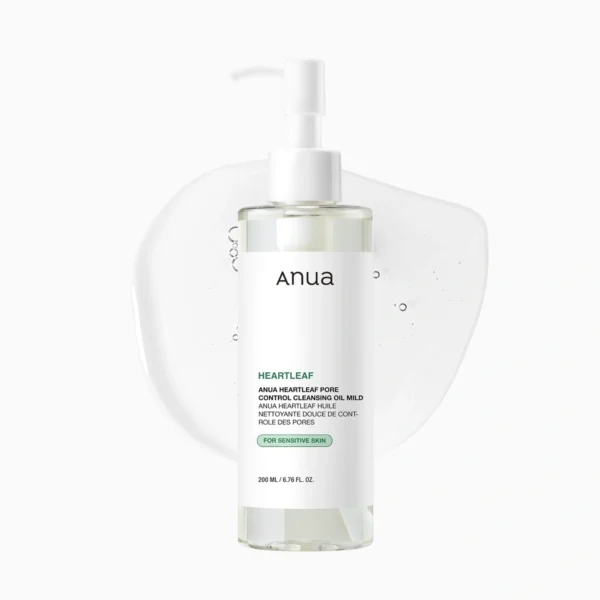 Anua Heartleaf Cleansing Oil Mild oil texture swatch
