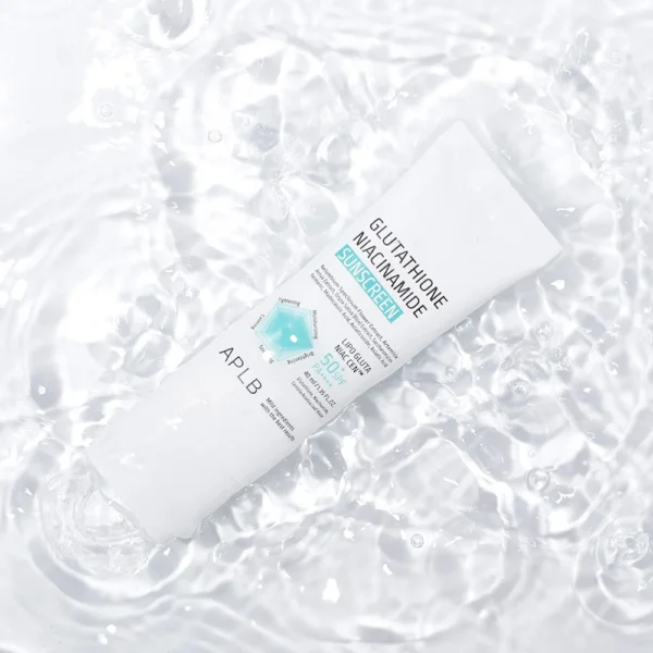 APLB Glutathione Niacinamide Sunscreen 40ml pack