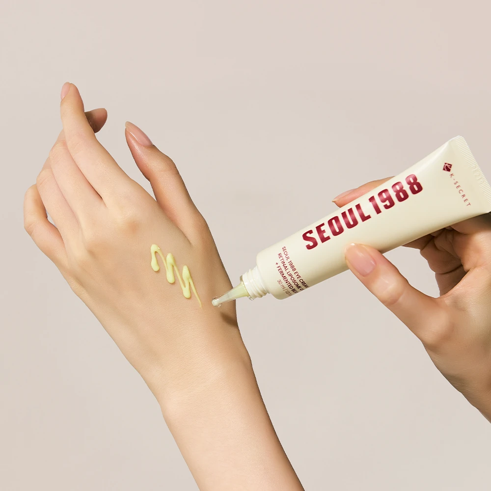 KSECRET Seoul 1988 Eye Cream applying under eye
