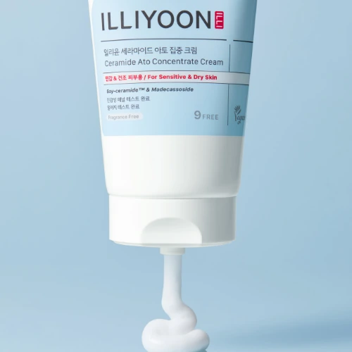 Illiyoon Ceramide Ato Concentrate Cream texture and formula close-up